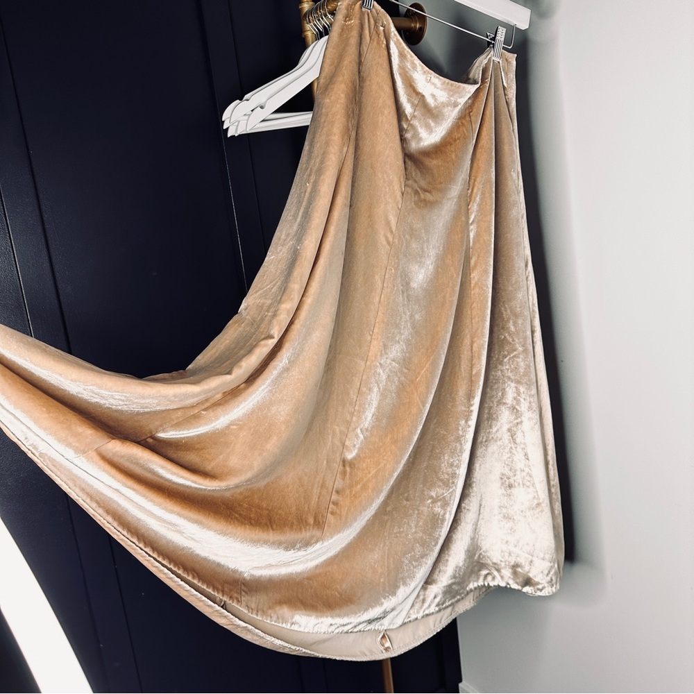 Elegant Velvet Cream Ivory Skirt